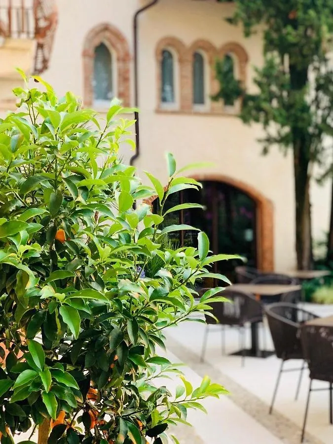Borgo Il Mezzanino Βίλα Salò 0*,
