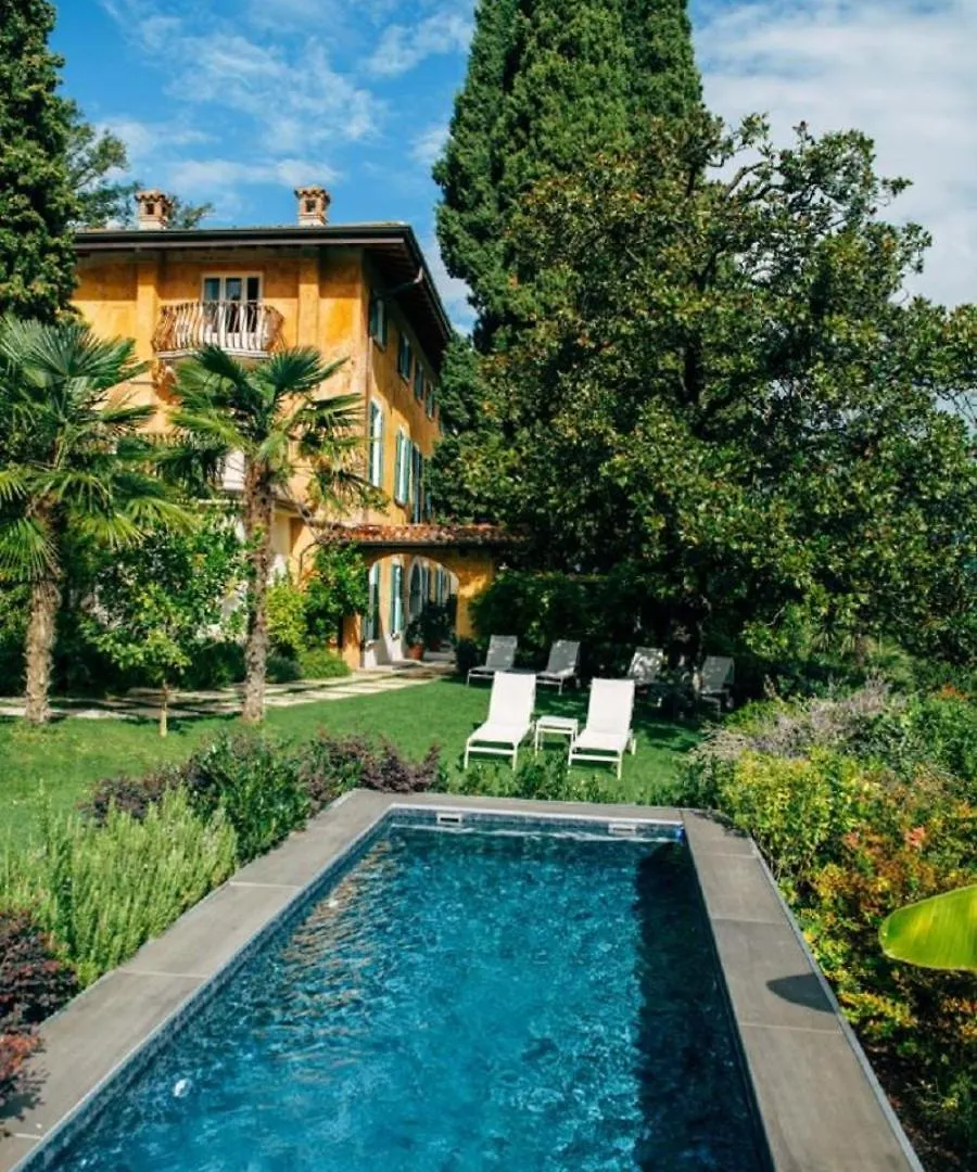 Farm stay Borgo Il Mezzanino Villa Salo
