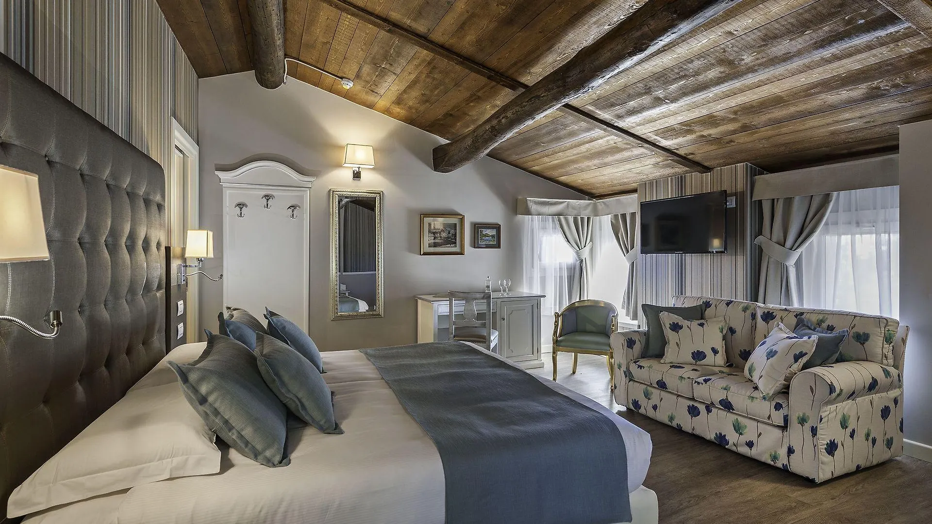 Borgo Il Mezzanino Villa Salo 0*,  Italy